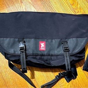 Chrome Citizen Messenger Bag LIKE NEW